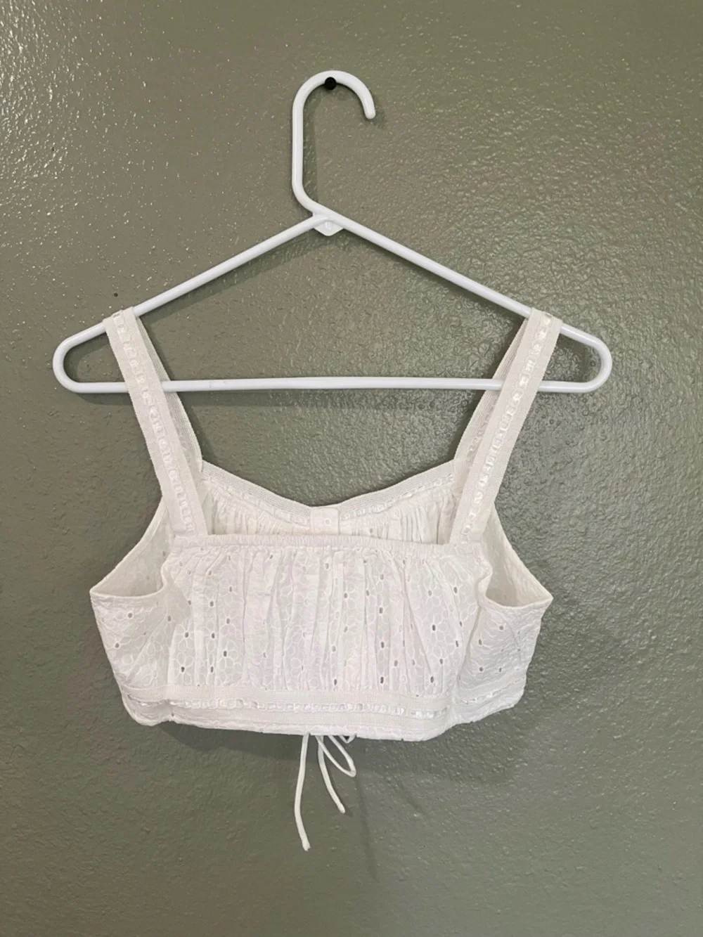 Aeropostale White Eyelet Cropped Top - Picture 3 of 3